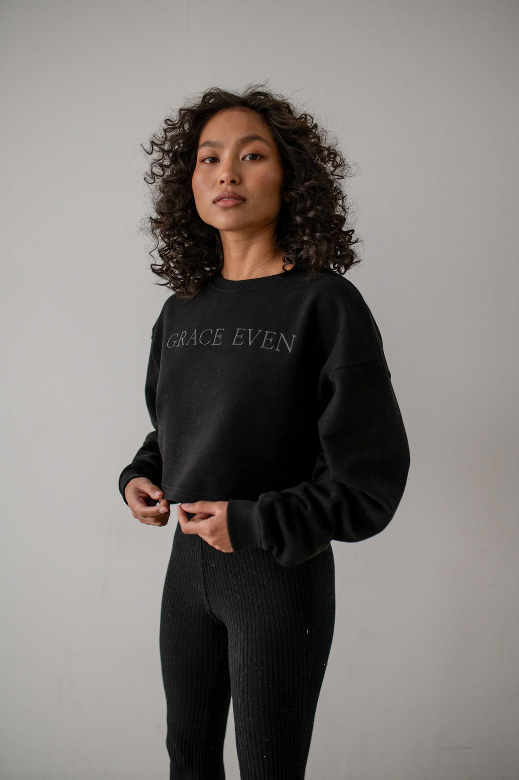 Crop Sweater Black